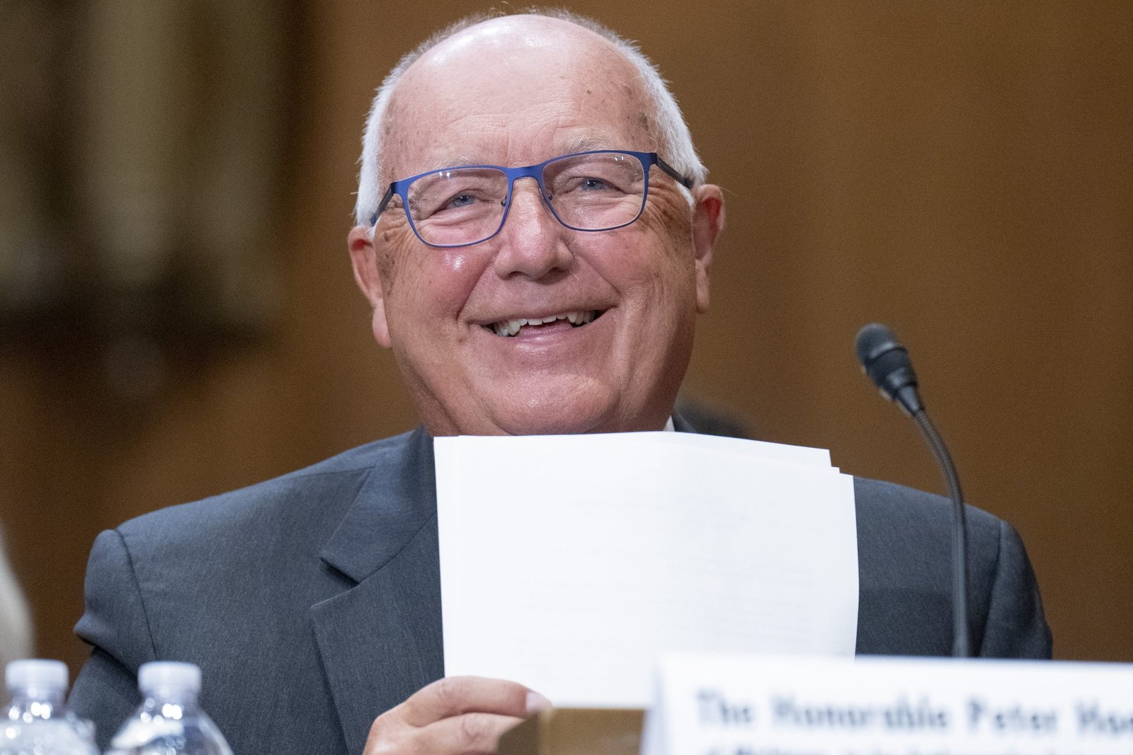 Petition signed by thousands calls for U.S. ambassador to be removed from Canada