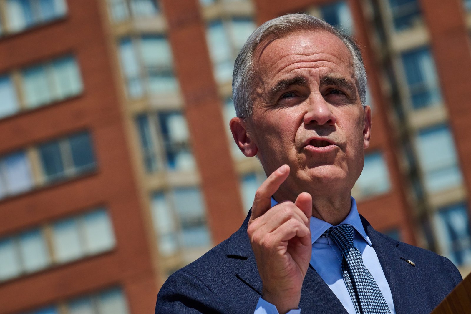 Carney says he never told Ford Ottawa would back Billy Bishop expansion