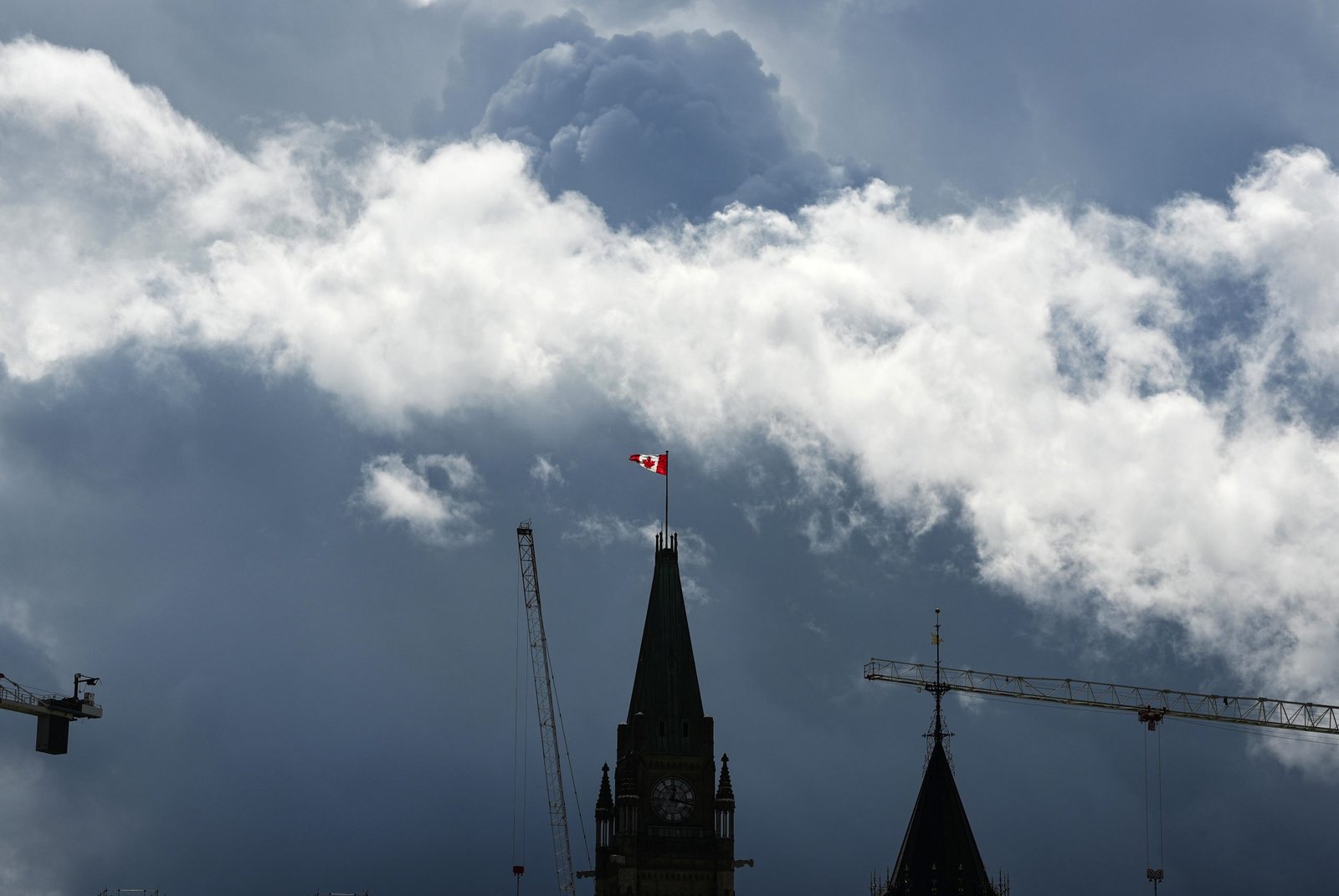 Voters head to the polls in three closely-watched byelections as a new tariff deadline looms