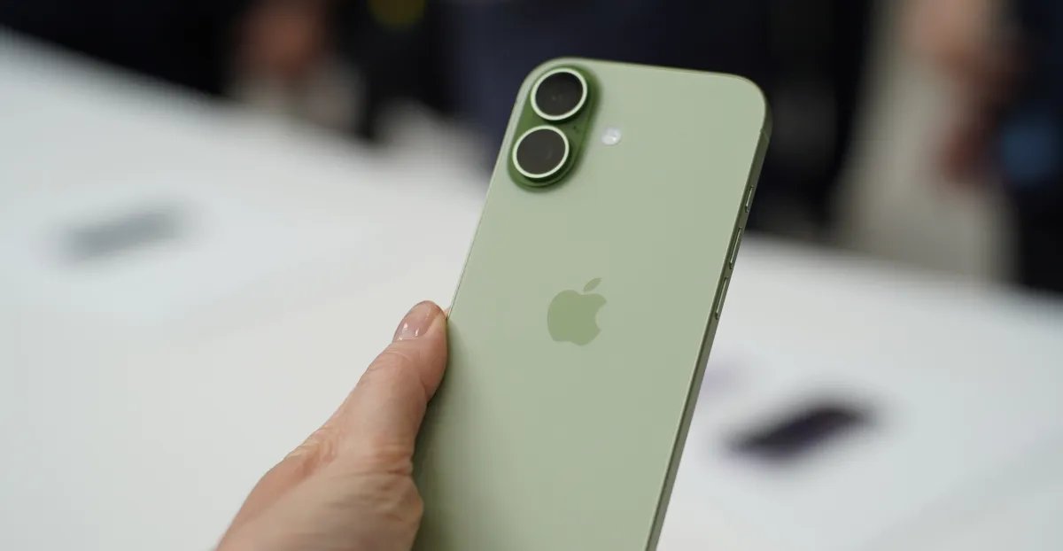 It looks like Apple’s iPhone 18 really will skip the fall launch this year