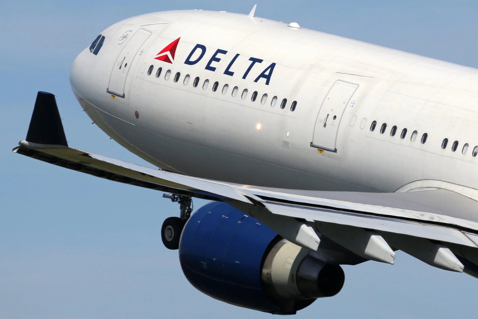 Delta cuts longest US domestic route for 2nd time in 3 years