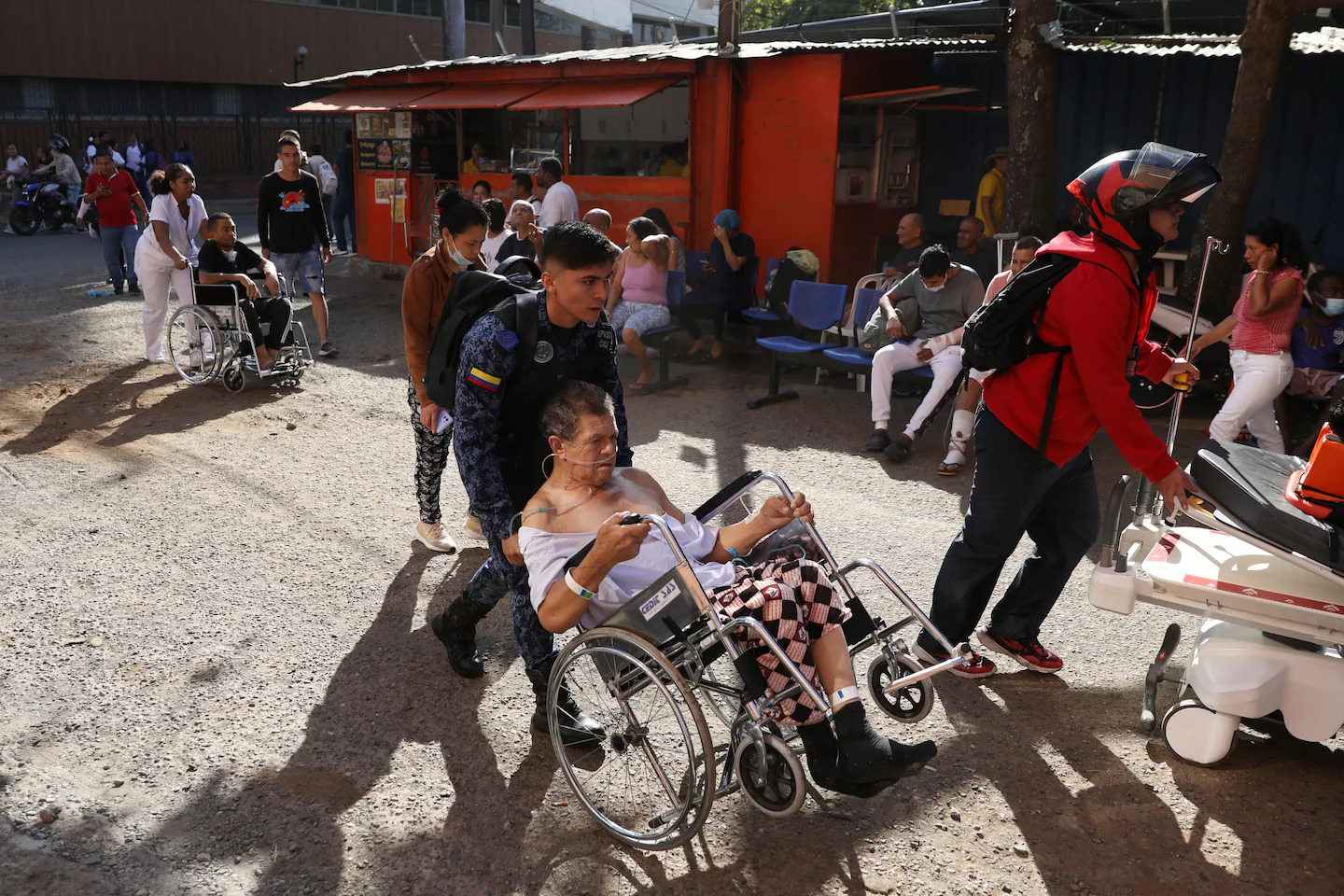 7.4-magnitude earthquake in Colombia kills at least 20