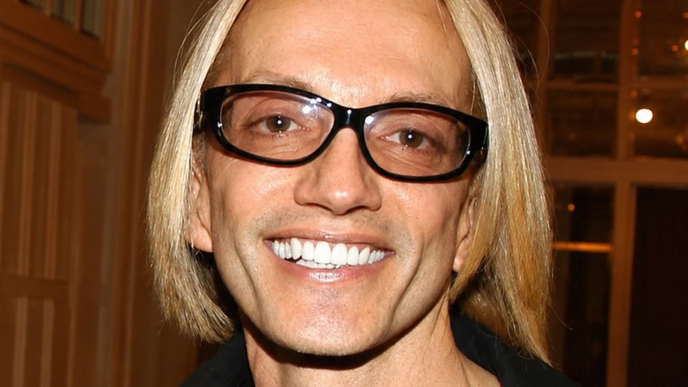 Brad Johns, Influential Hair Colorist Known for “Chunking,” Dies at 70