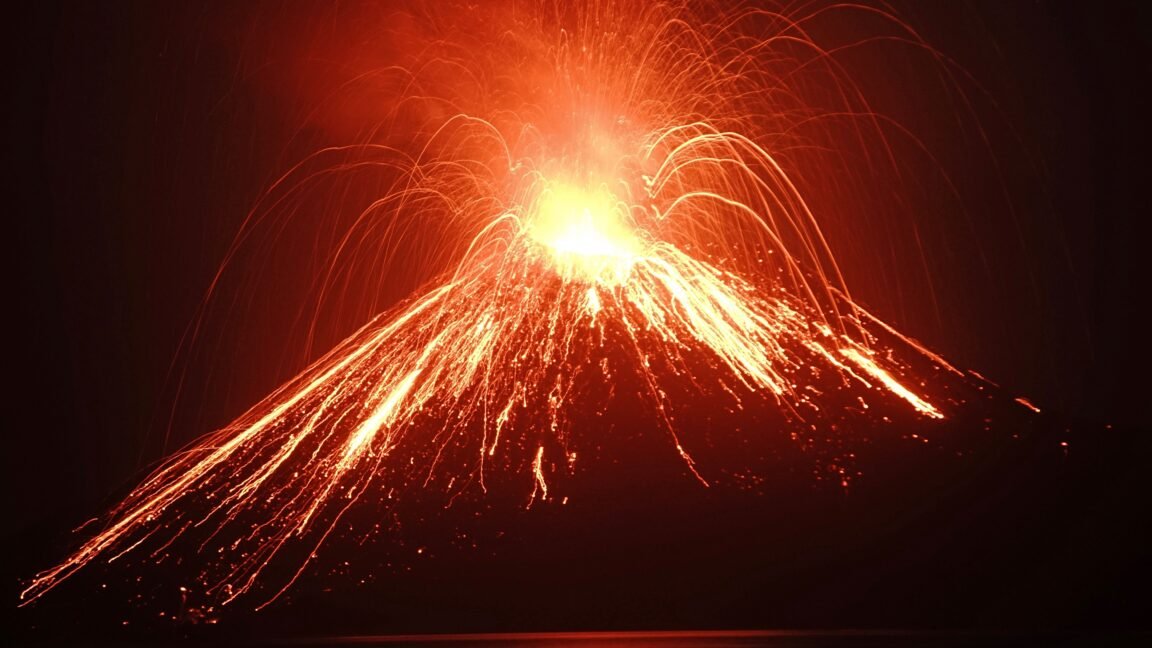 Volcanoes that made history – Ars Technica