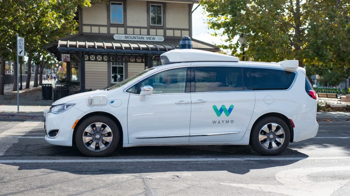 After noise complaints, judge orders Waymo to stop overnight charging in Santa Monica
