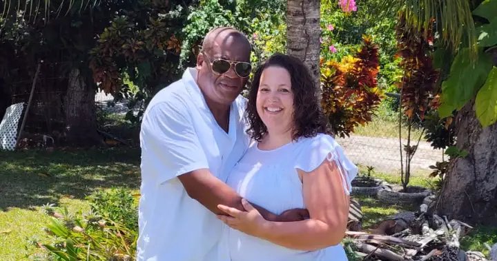 Edmonton couple stuck in Caribbean amid WestJet strike aftermath