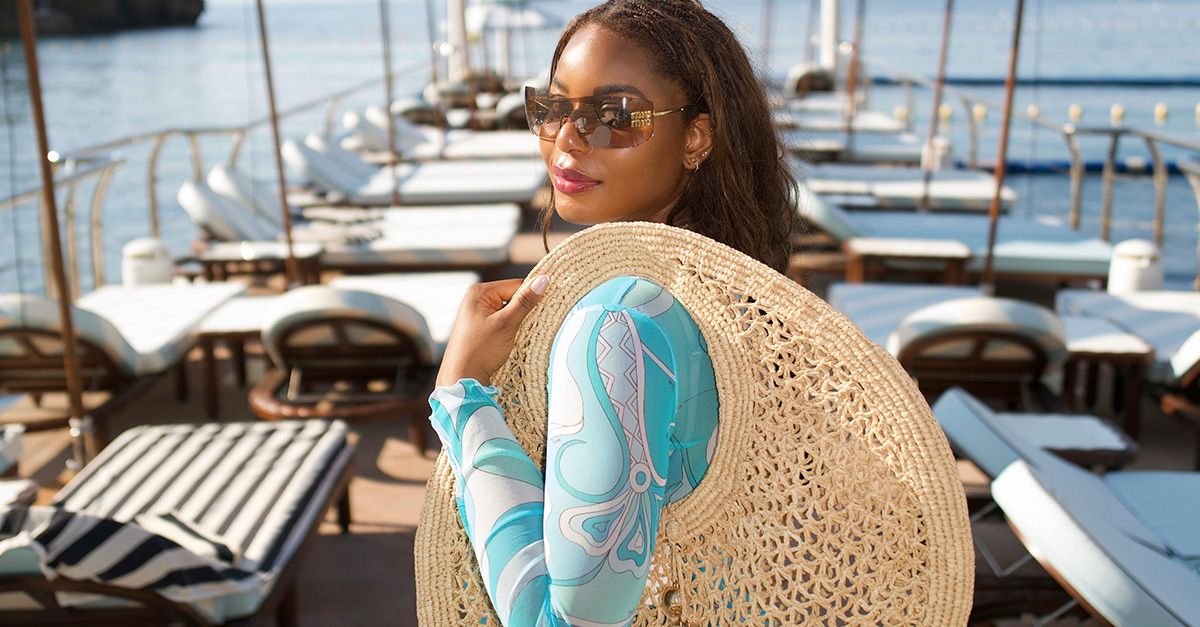 These 5 Elegant Accessories Are South of France Approved