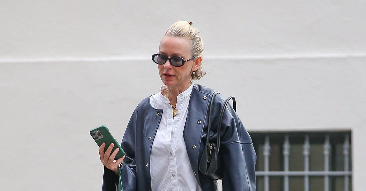 Fashion People Love Wearing This Fan-Favorite Shoe Trend