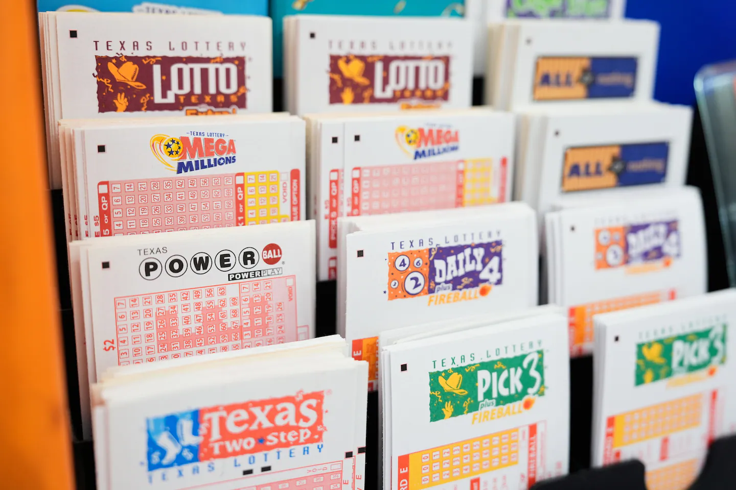 $1.04 billion Powerball drawing finds a winner