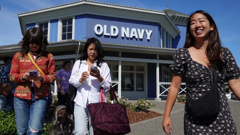 Shuffle Board: Old Navy Names CEO; Kohl’s Creates Customer Role