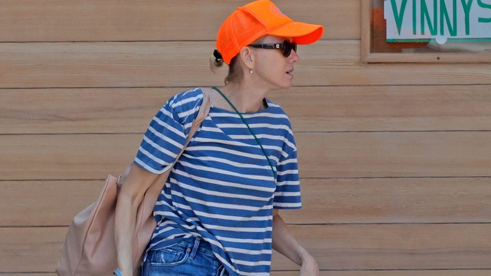 Naomi Watts Nails French Women Dressing With This Shoe Trend