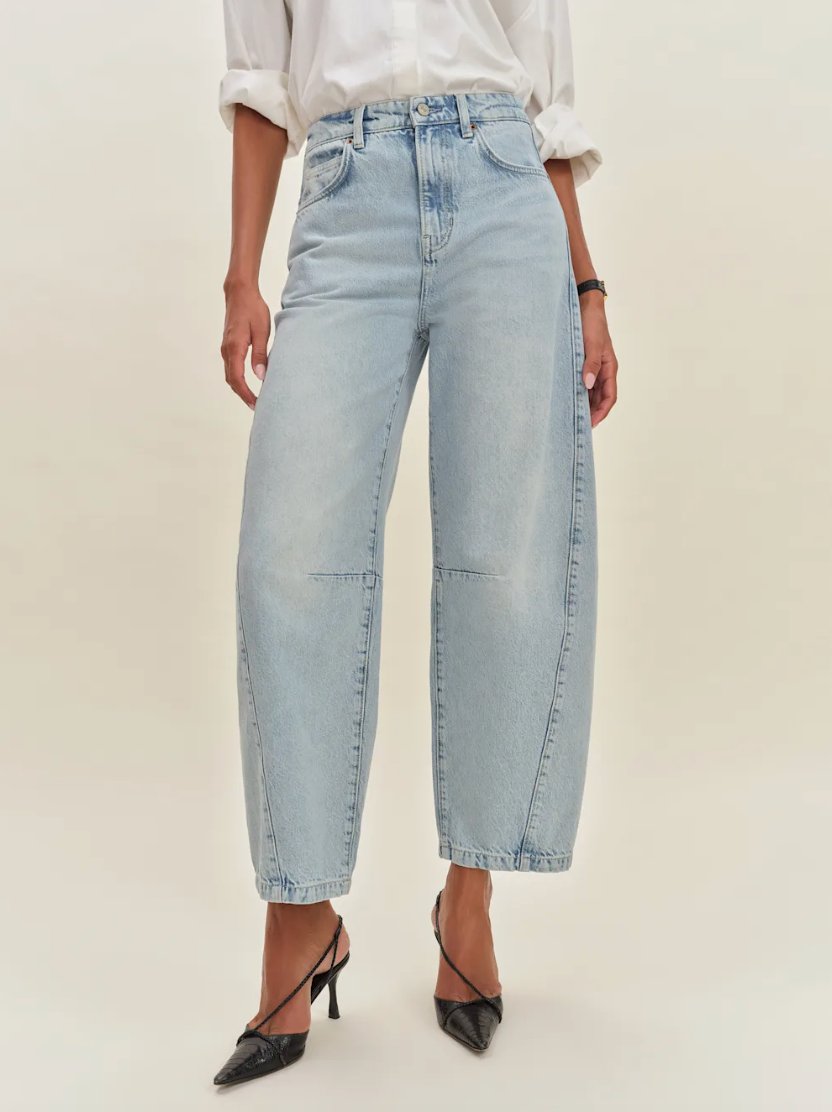 9 Sustainable Barrel Jeans For Fall