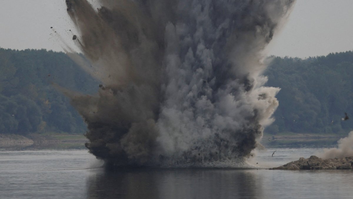Romanian navy blasts riverbed to protect nuclear plant | Newsfeed