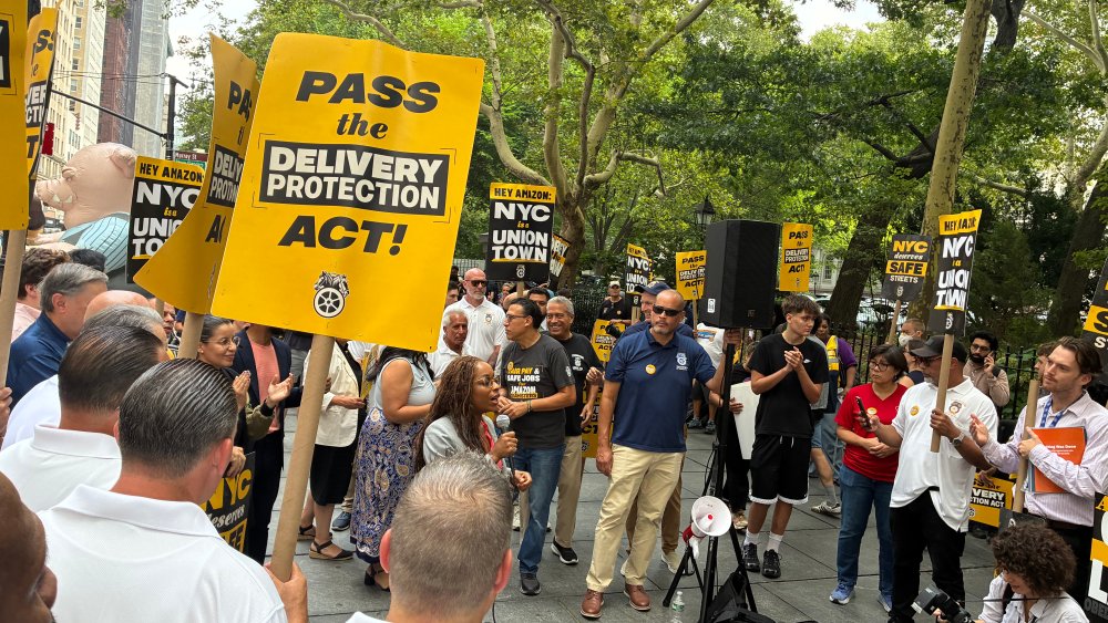 Amazon Workers Rally in NYC to Support Delivery Protection Act
