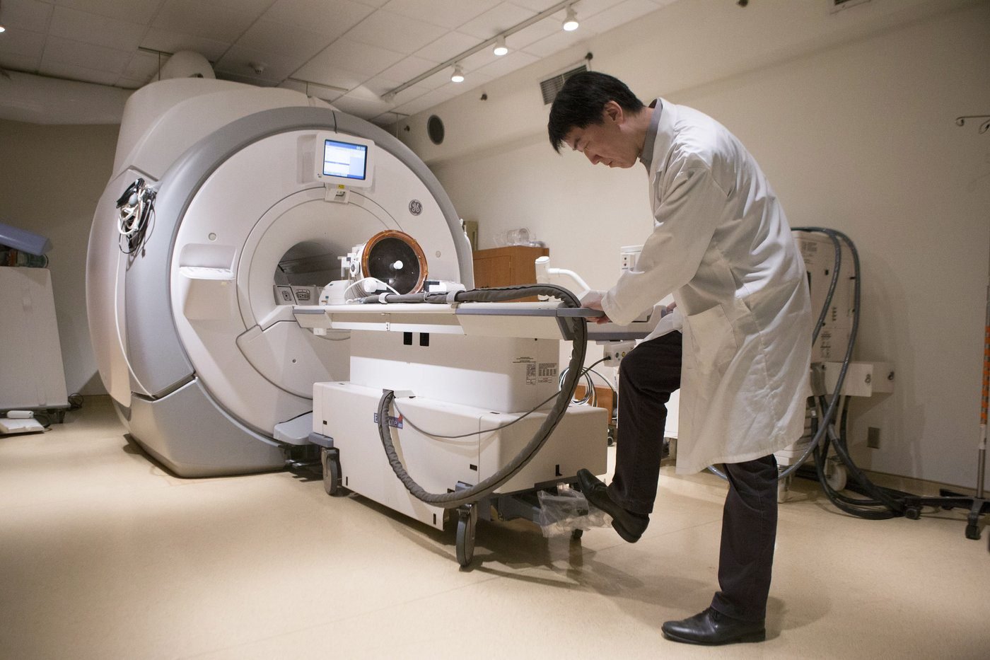 Clinics, technicians unsure of Alberta’s new self-referral method for health tests