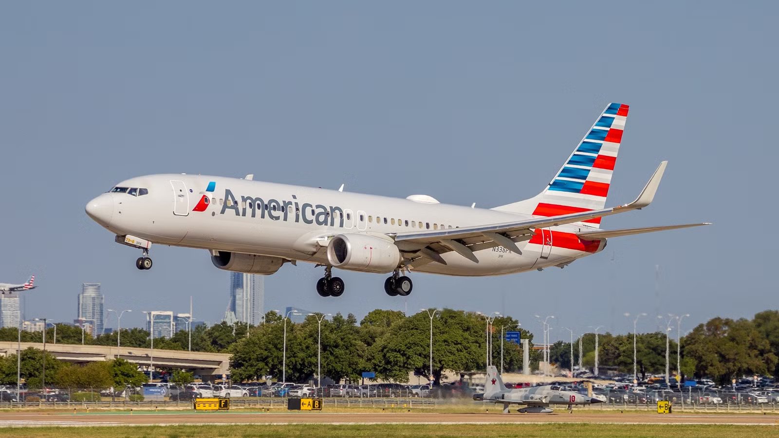 American Airlines Schedules Caracas Return 10 Weeks After Deadly Earthquakes