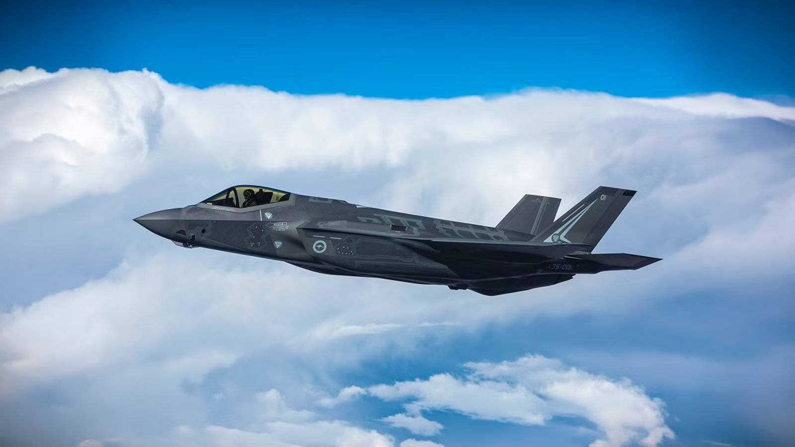 Australia’s F-35 Pipeline Is Quietly Bottlenecked By A 25-Year-Old Trainer Fleet Barely Keeping The Schoolhouse Open