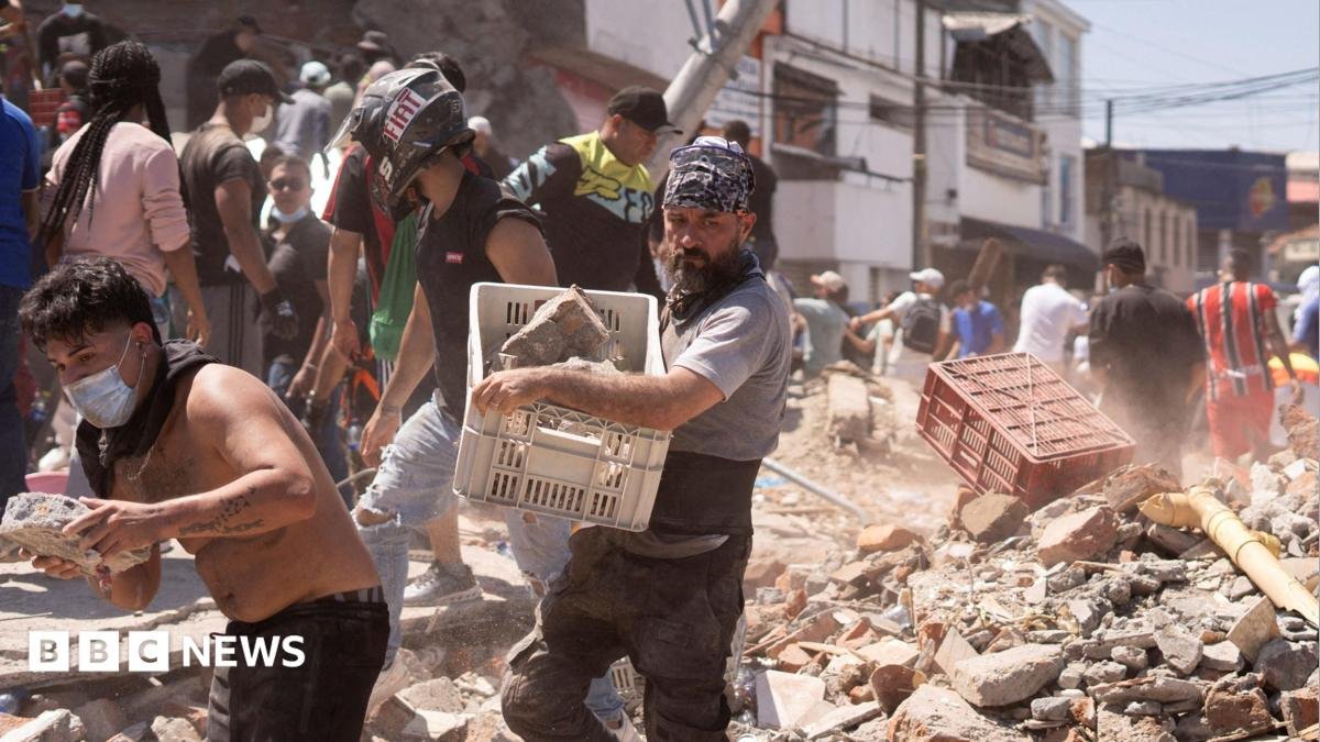 At least 132 killed in Colombia’s largest earthquake in years