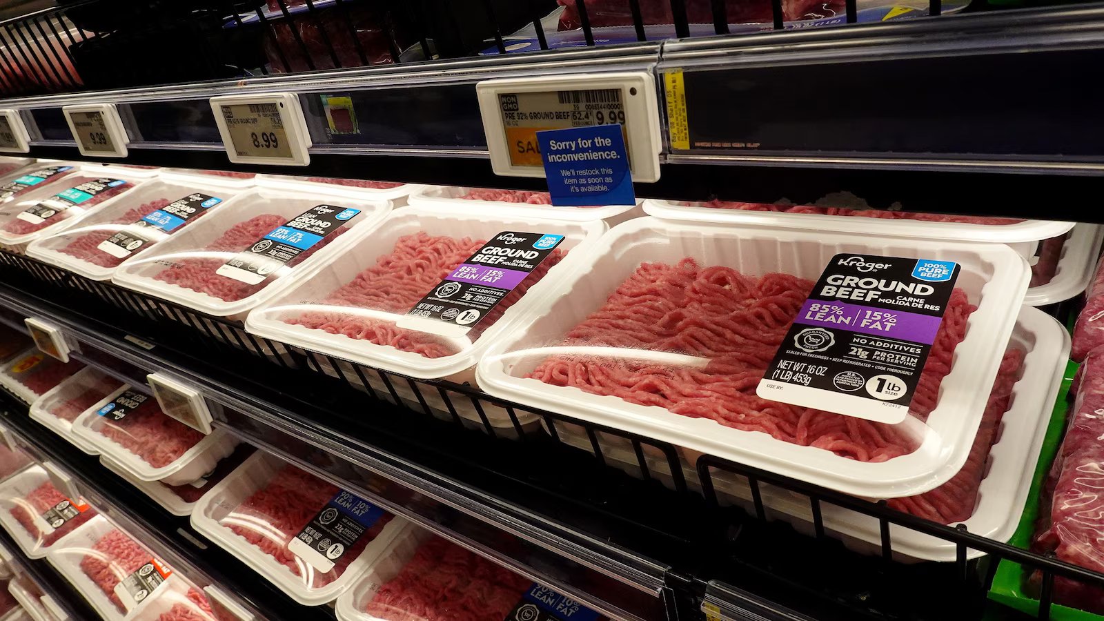 Trump signs proclamation to pause some beef tariffs despite backlash from farmers, GOP