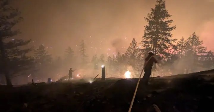 Photos of Bald Range fire near Summerland show aggressive wildfire growth