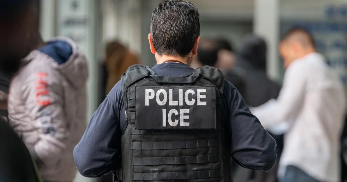 Connecticut senator says ICE made arrests at school bus stops, border czar rejects claim