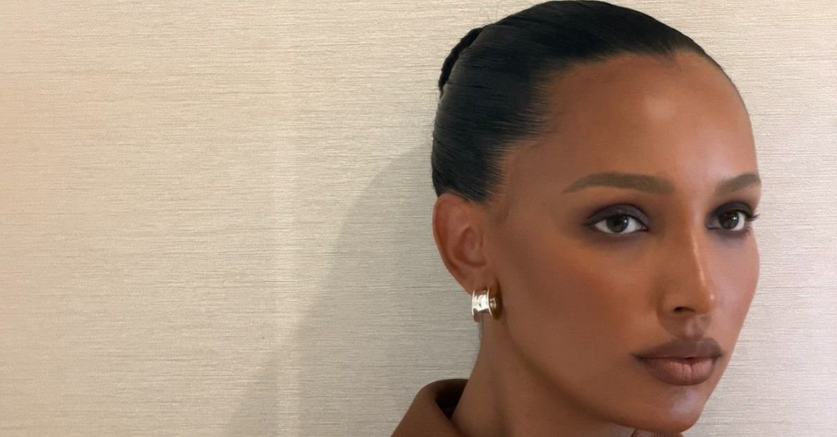 Jasmine Tookes on ’90s Model Makeup and Her Go-To Smokey Eye