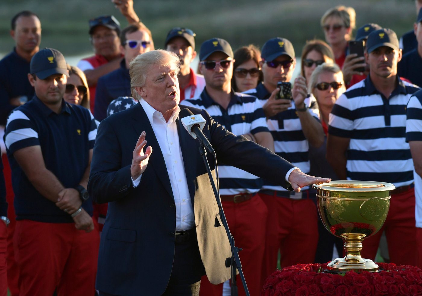 Trump says he’ll be at the Presidents Cup at Medinah as the honorary chairman