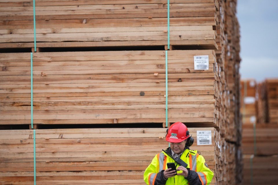 B.C. forestry leader backs Canada's trade walkout despite possible softwood progress