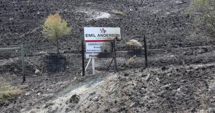 Highway through Summerland, B.C., reopened with limited hours, stopping restrictions – BC
