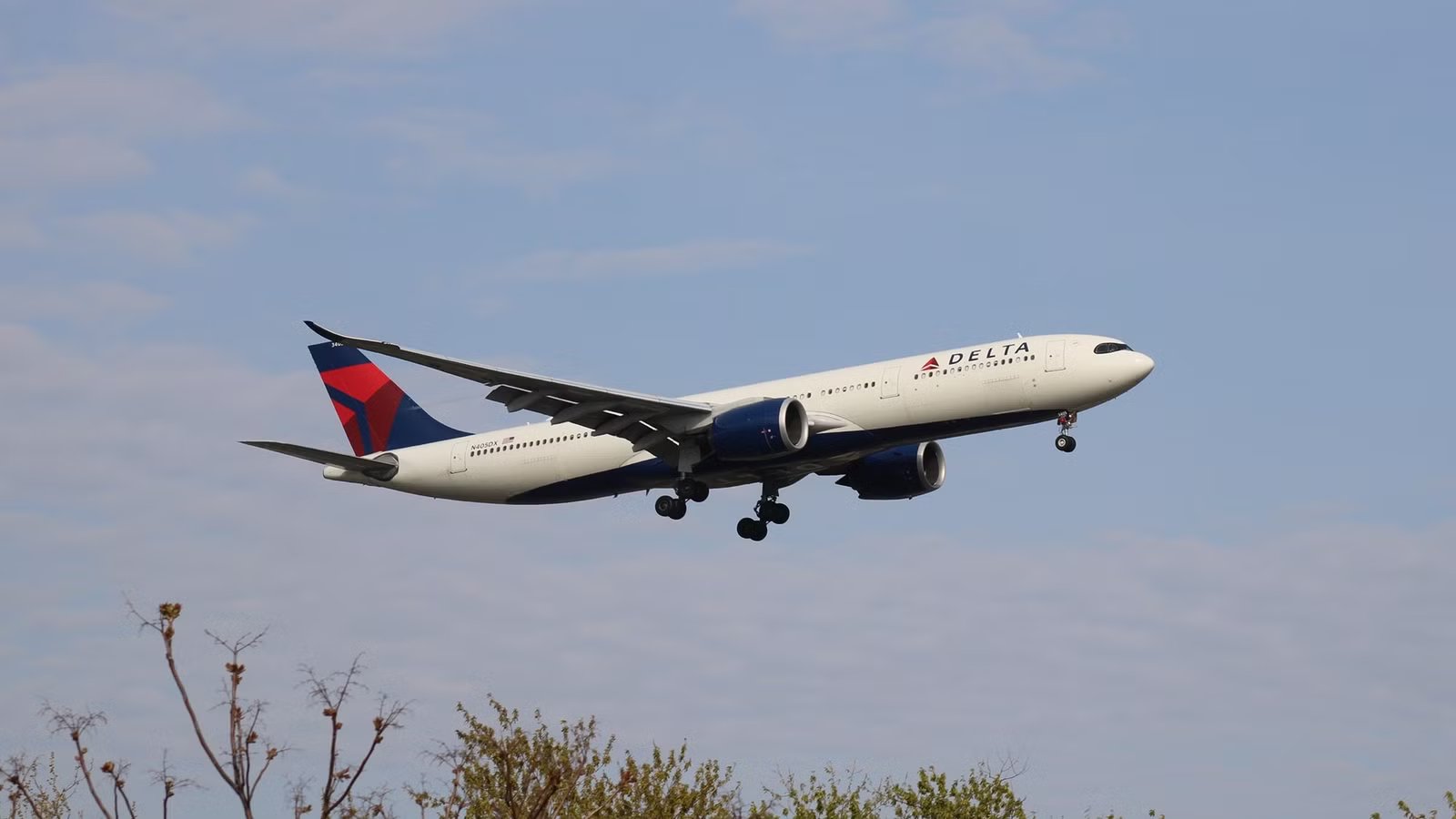 Long-Haul Delta Air Lines Flight Diverts Twice After Lavatory Leak Floods Cabin
