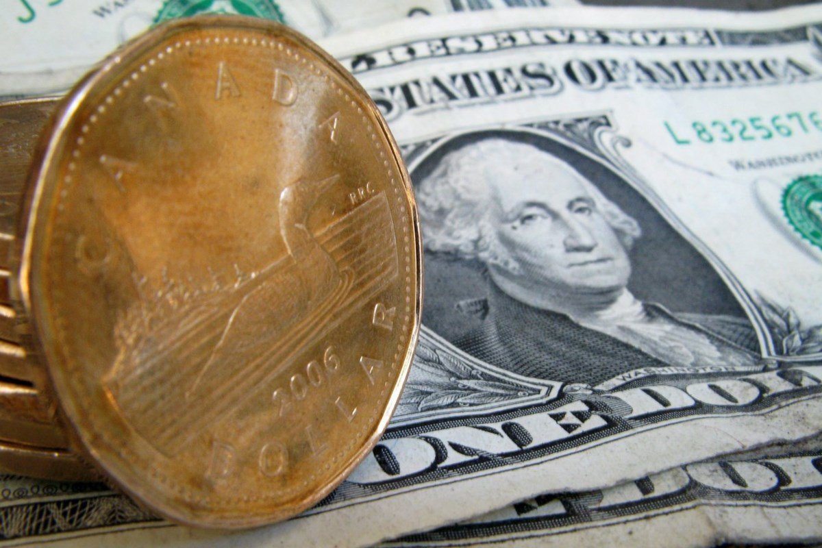 Loonie down in late-morning trading as U.S. imposes tariffs and Trump threatens more