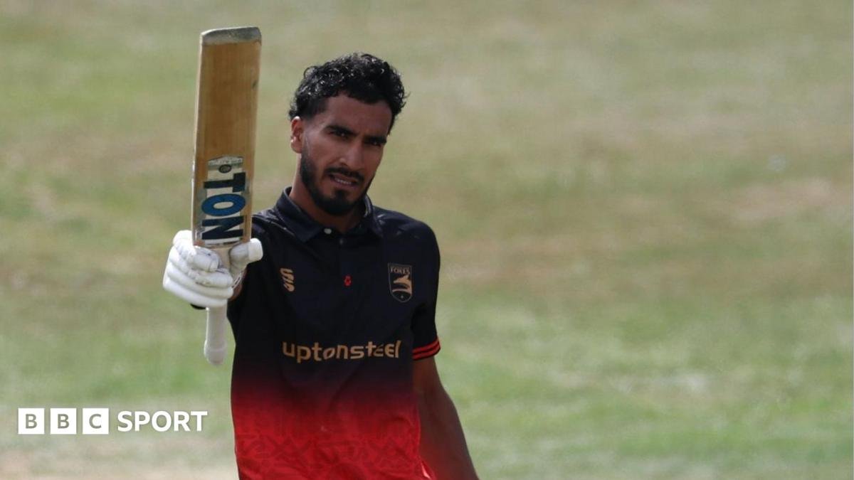 One-Day Cup: Leicestershire beat Notts Outlaws to reach final