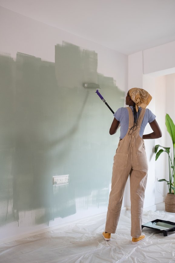 The 9 Best Non-Toxic Paints With Low VOCs (2026)