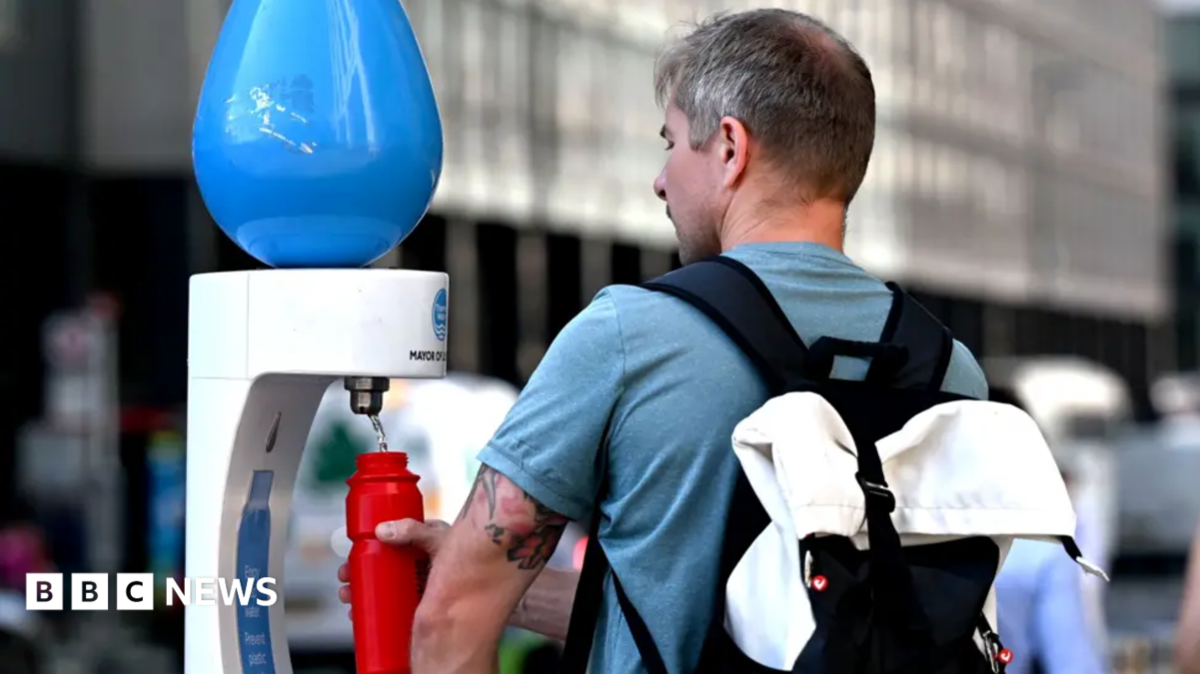 NHS must plan for heatwaves like it does for winter, health secretary says