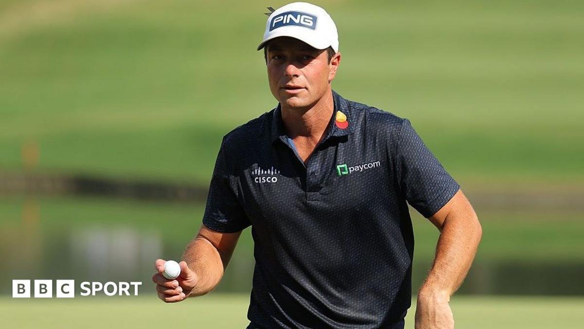 Tour Championship: Viktor Hovland leads as Rory McIlroy and Scottie Scheffler impress