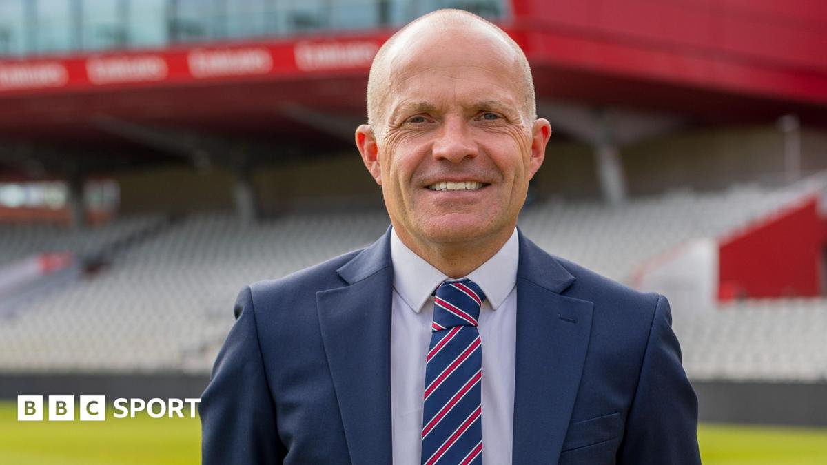 Richard Kenyon: Lancashire appoint new chief executive