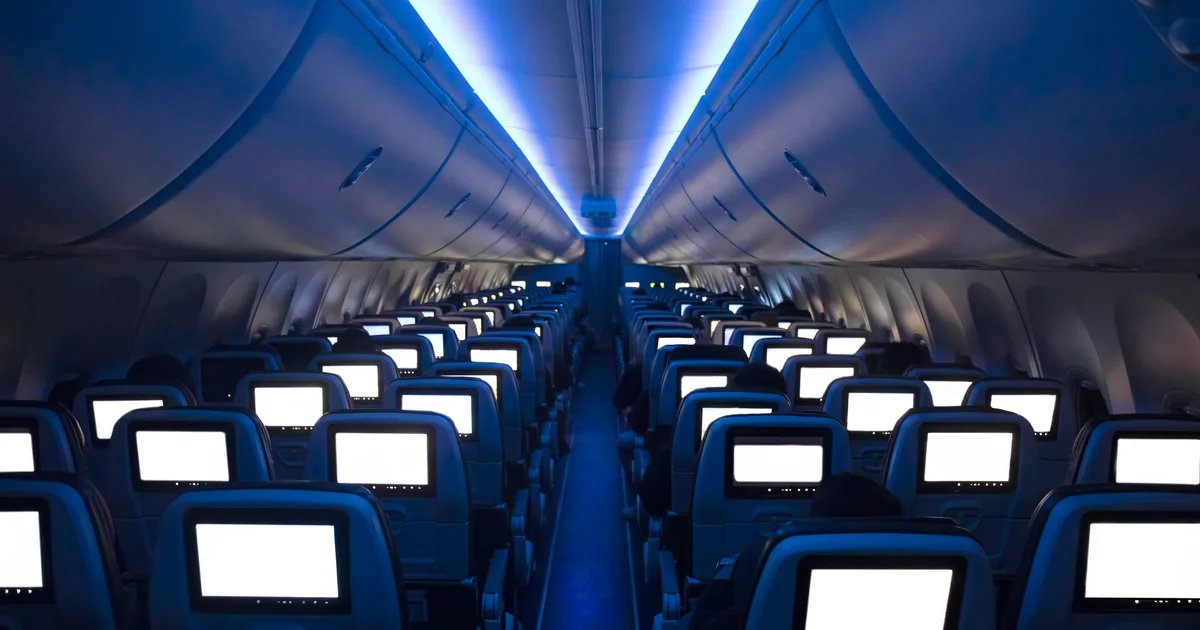 This behavior on planes annoys people the most, survey finds