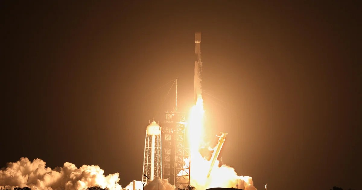 SpaceX rocket booster is on a 5,400-mph collision course with the moon, expected to leave crater 16 feet deep