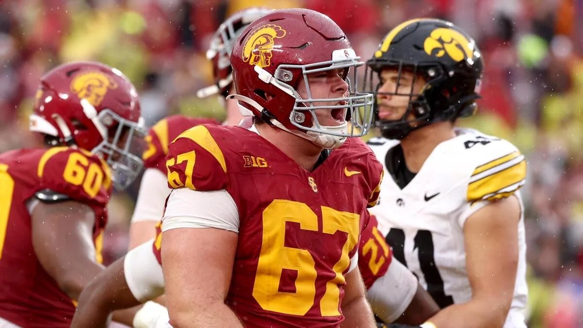 No. 14 USC loses starting center Kilian O’Connor to season-ending knee injury in practice
