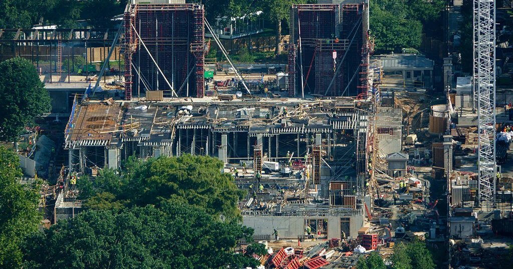 Appeals court says Trump lacks authority to build White House ballroom, teeing up Supreme Court fight