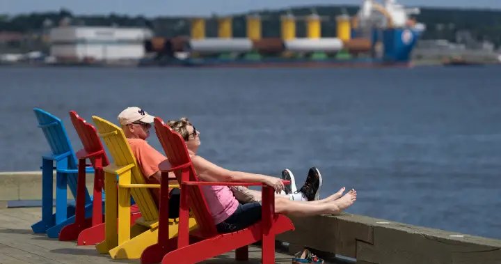Maritimes under heat warnings with humidex nearing 40 this week