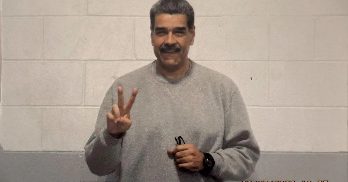 Nicolás Maduro shares photos from New York prison: “We are standing firm”