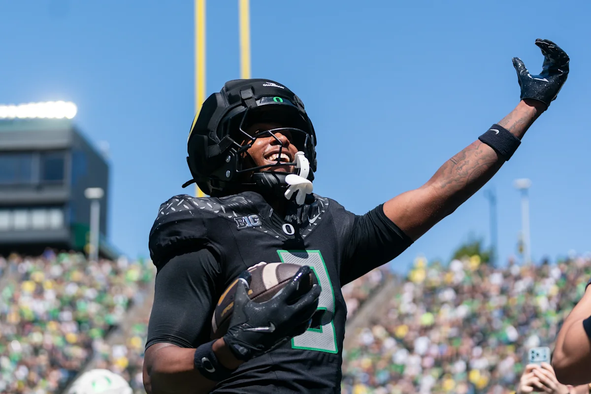 College Fantasy Football Full-PPR Rankings: Top TEs for 2026 drafts
