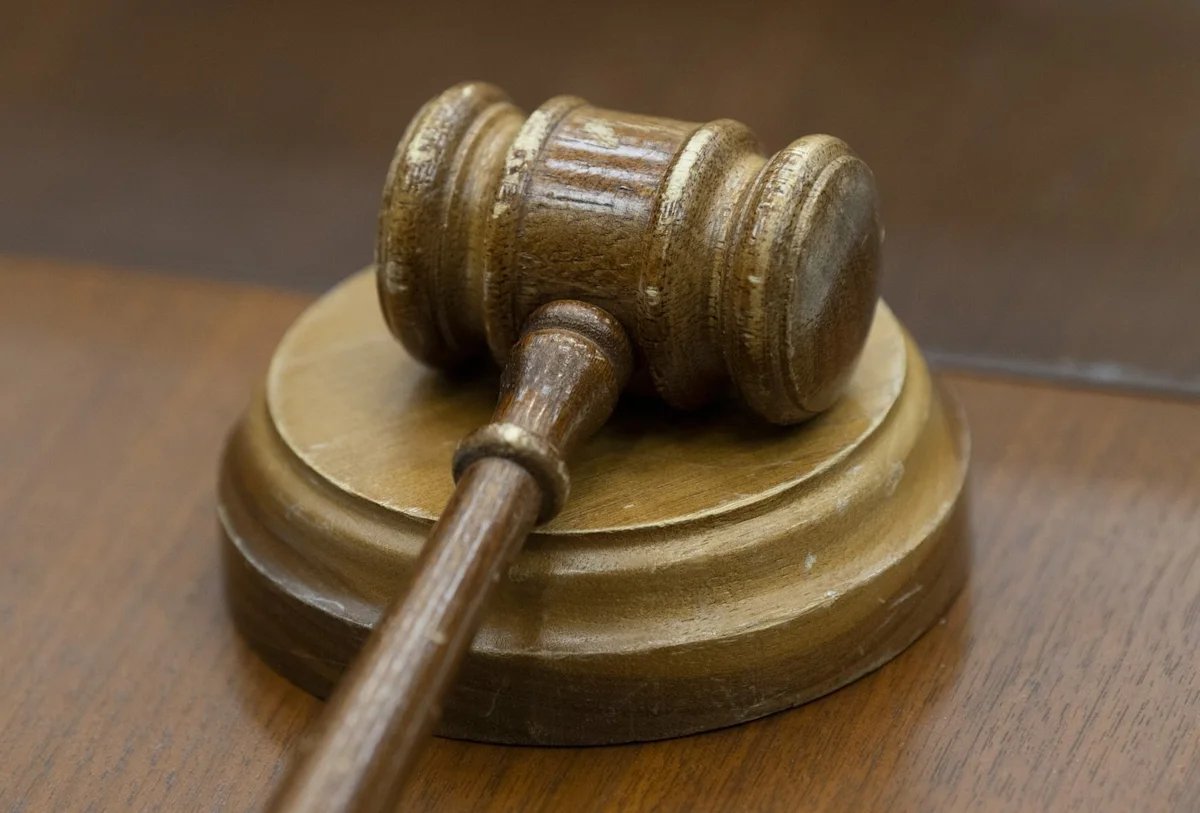 Saskatchewan eatery owner pleads guilty to charging employee to work for them