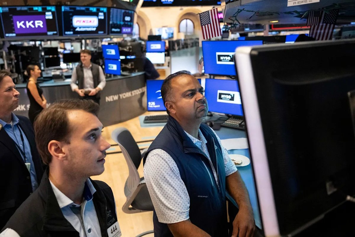 Wall Street drifts ahead of a big week that could swing stocks and bonds