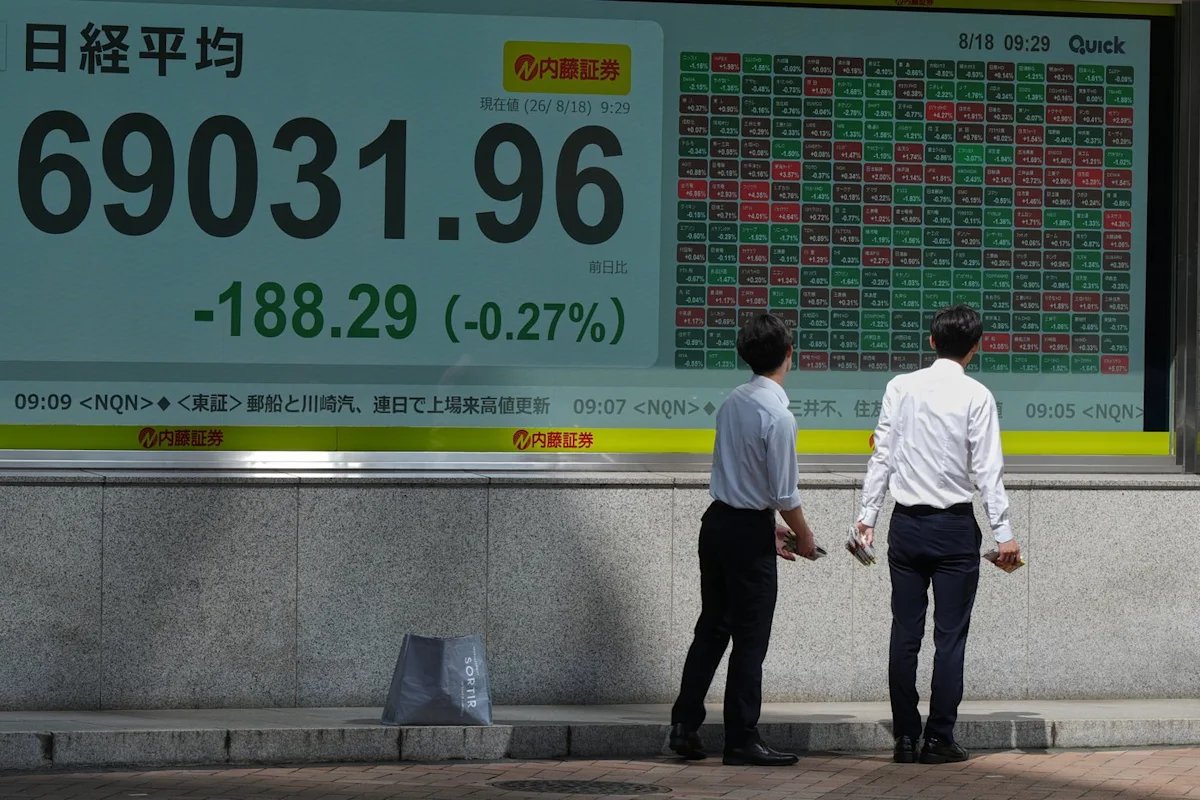 Asia shares decline as worries about rising oil prices outweigh perks from strong earnings
