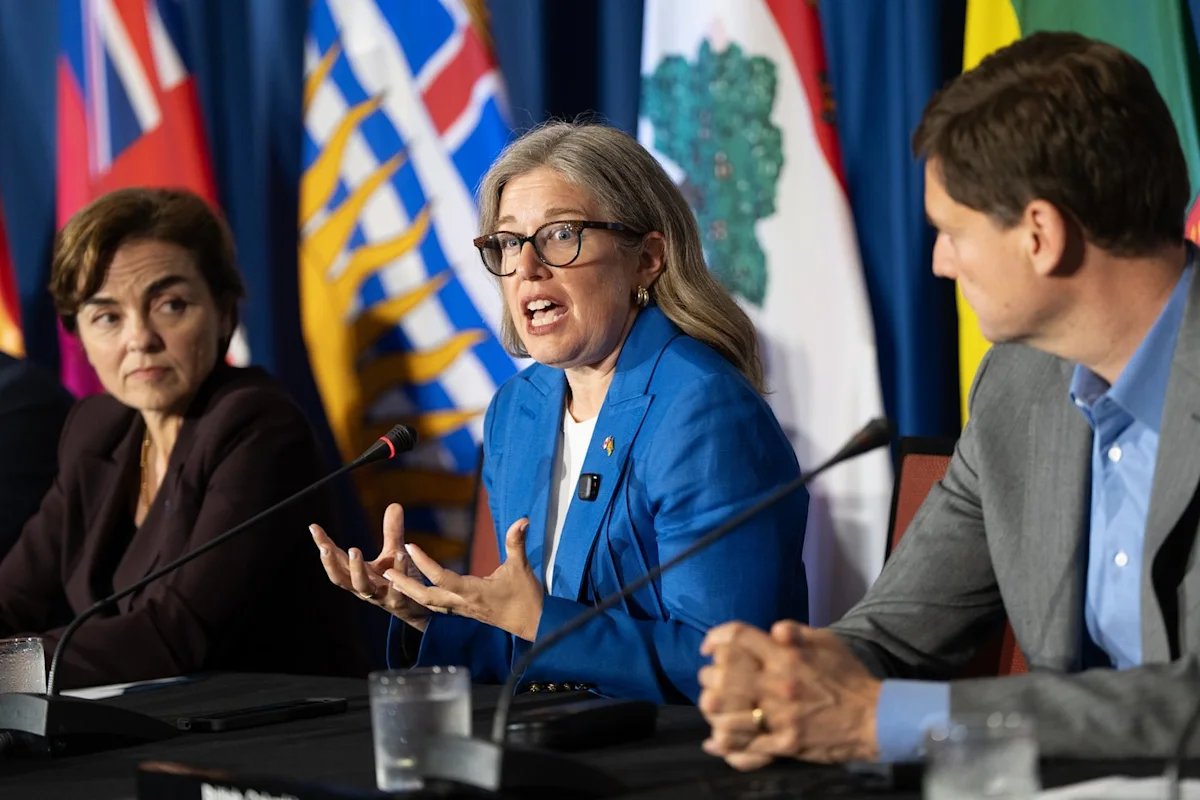 Eastern Canadian premiers renew pleas to buy local amid trade war with United States