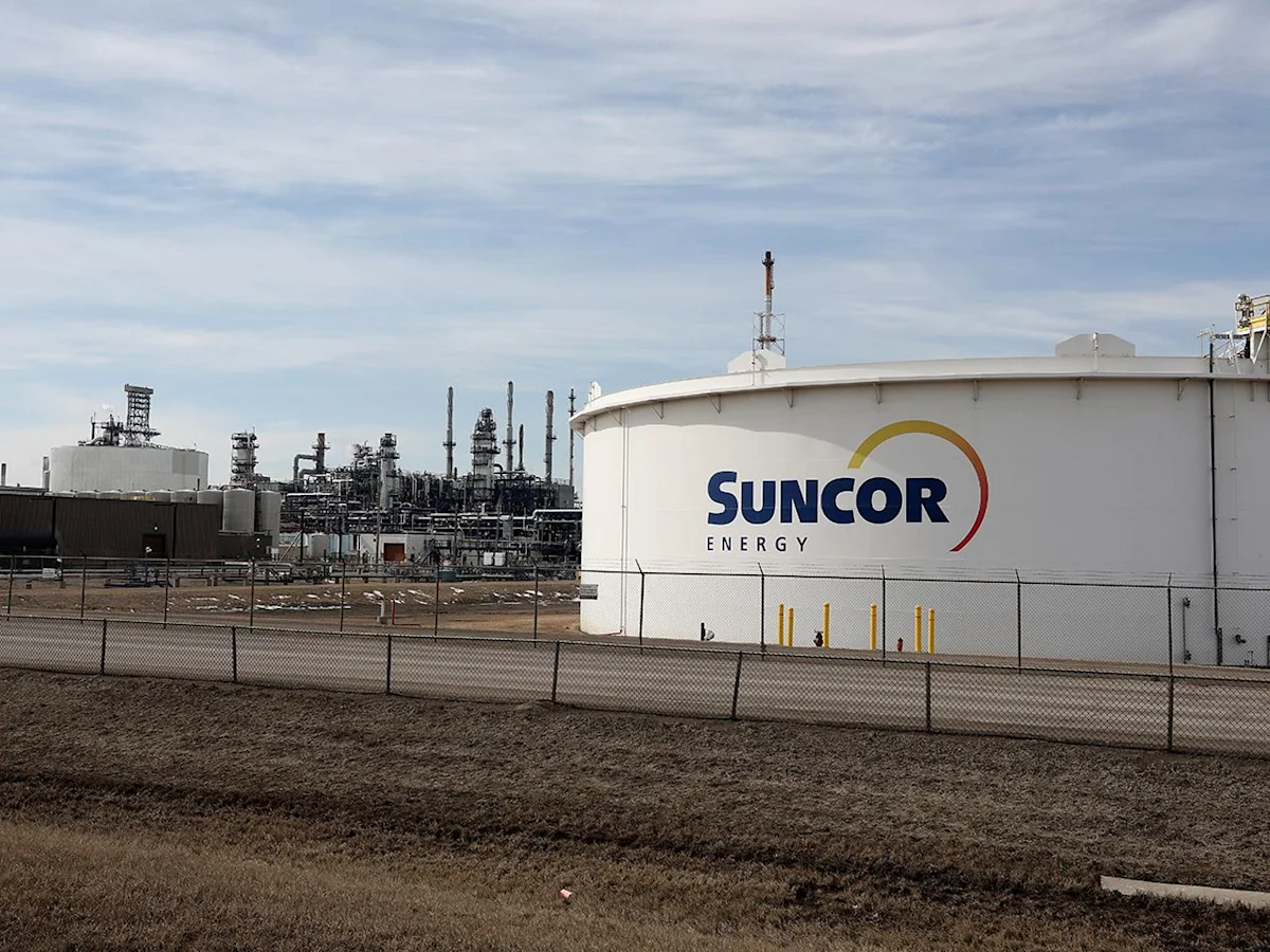 Suncor Energy triples profits, doubles royalty payments