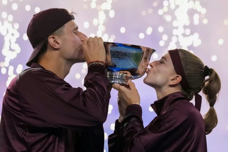 Czech duo Muchova and Mensik win US Open mixed doubles title