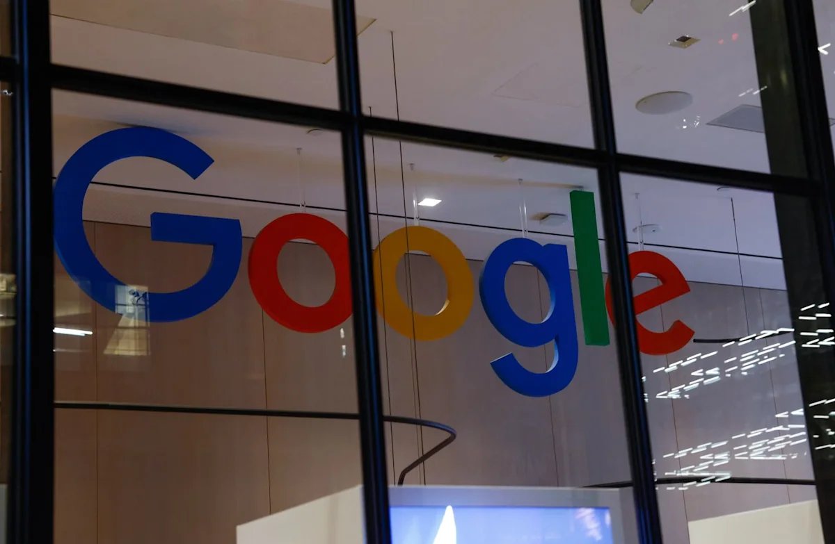 Google updates maps to display Lake Ontario as Lake America in U.S.